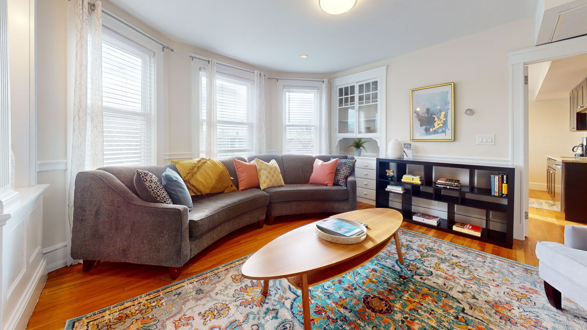 Renovated 4 Bed 2 Bath In Cambridge – photo 1