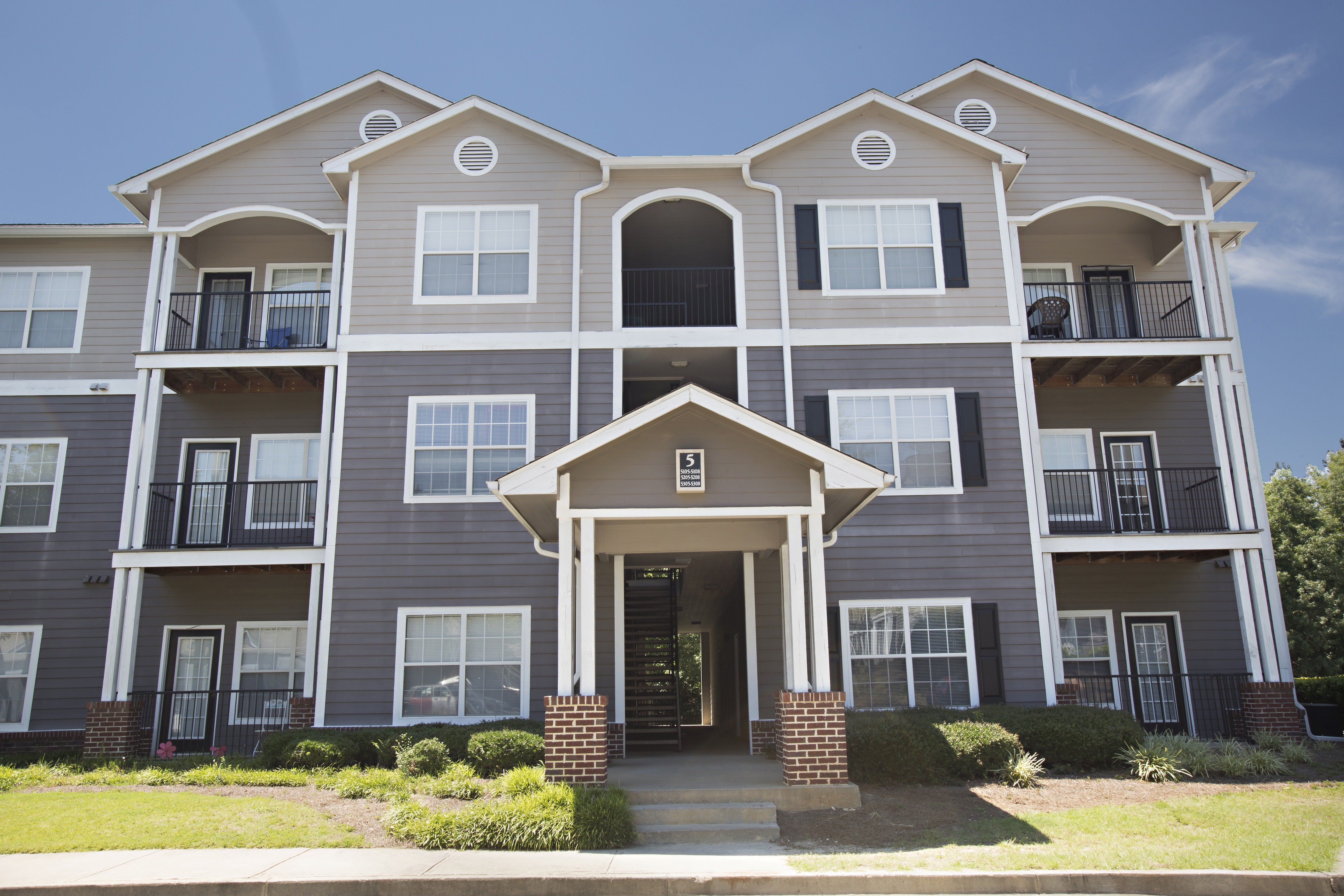 Peachtree Landing – photo 1 of 28