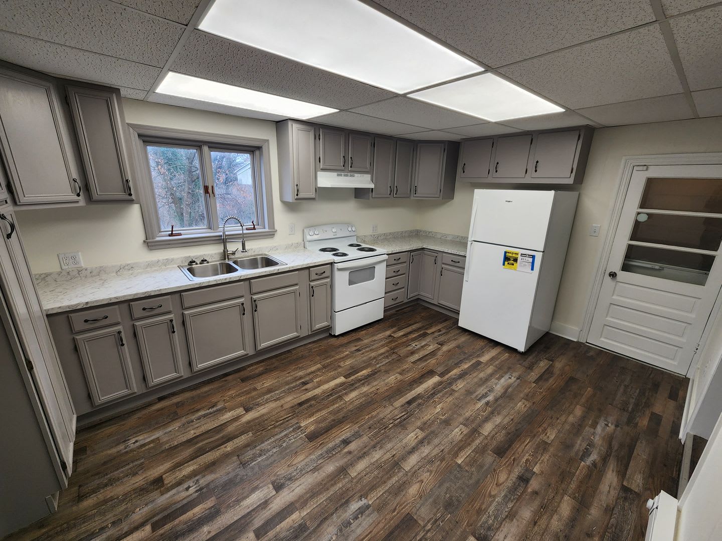 Remodeled Single Family – photo 1 of 21