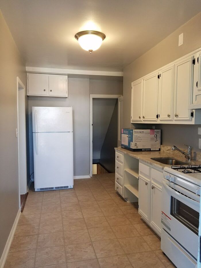 1699 Sherwood Avenue – photo 1