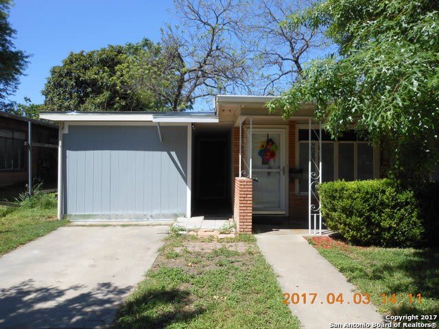 427 Lively Dr – photo 1