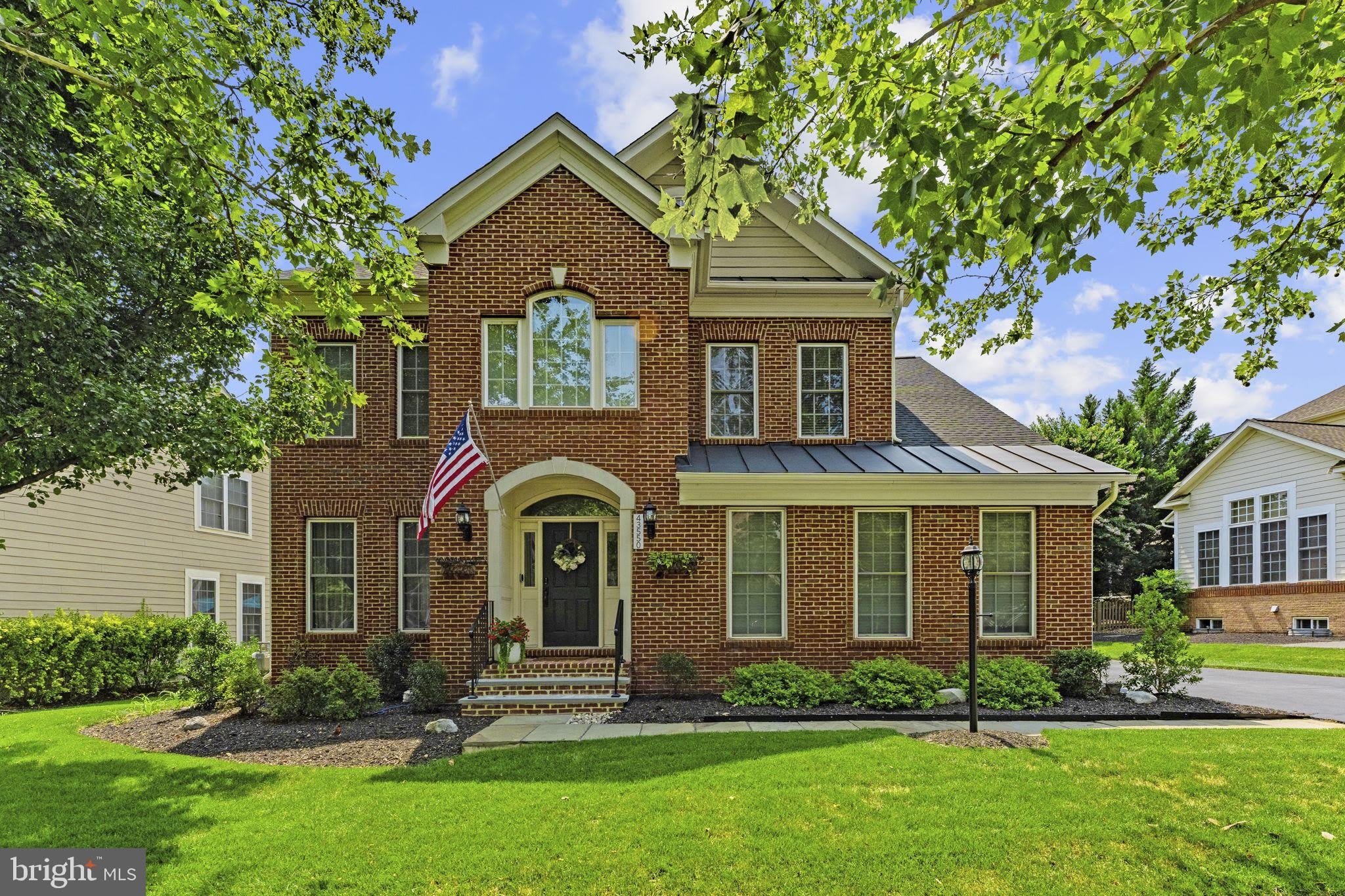 43550 RIVERPOINT Drive – photo 1 of 45