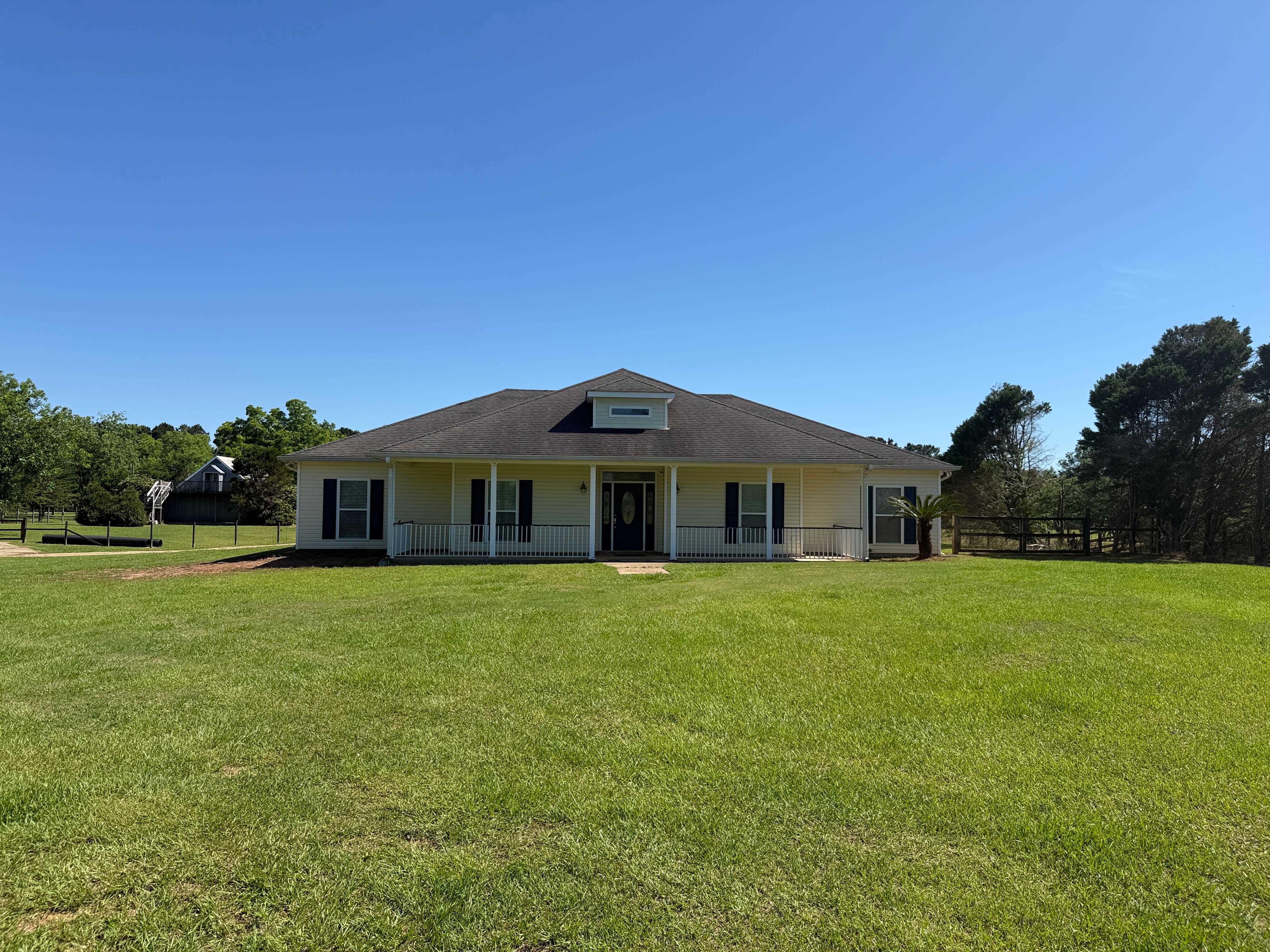 9090 Pleasant Rd – photo 1