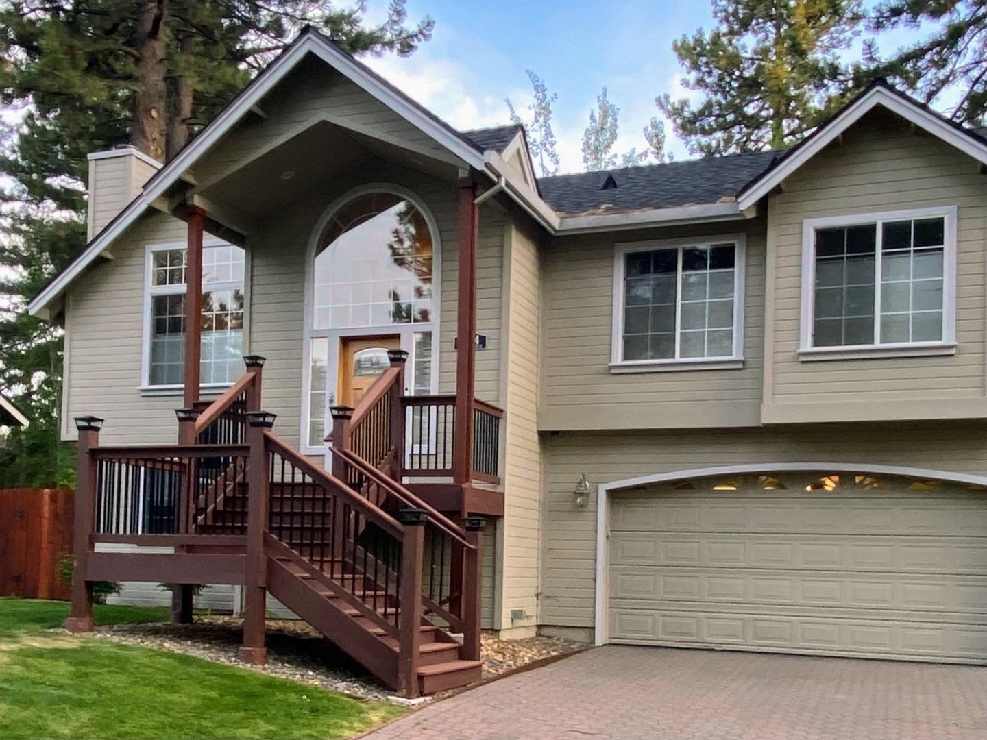 Large Upscale Home With Large Garage – photo 1 of 237