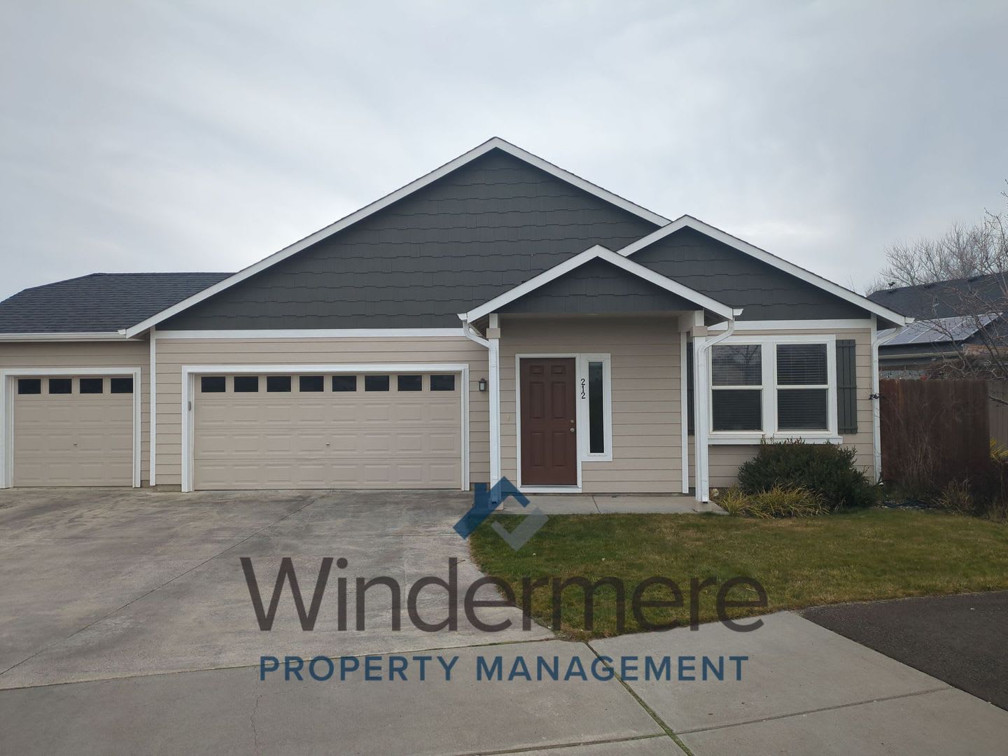 212 SW Doans Ave – photo 1