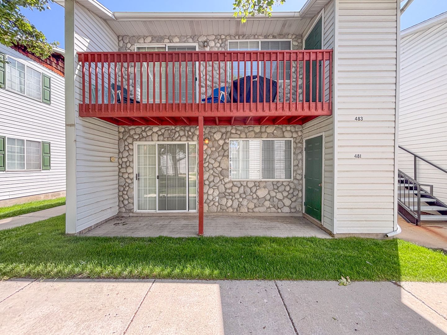 2 BR/1BA – photo 1