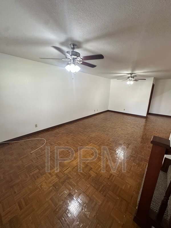 5408 Guava Dr – photo 1 of 13