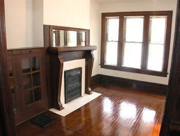 4 Bedroom North Campus Newly Remodeled House with 2 Decks and Patio – photo 1