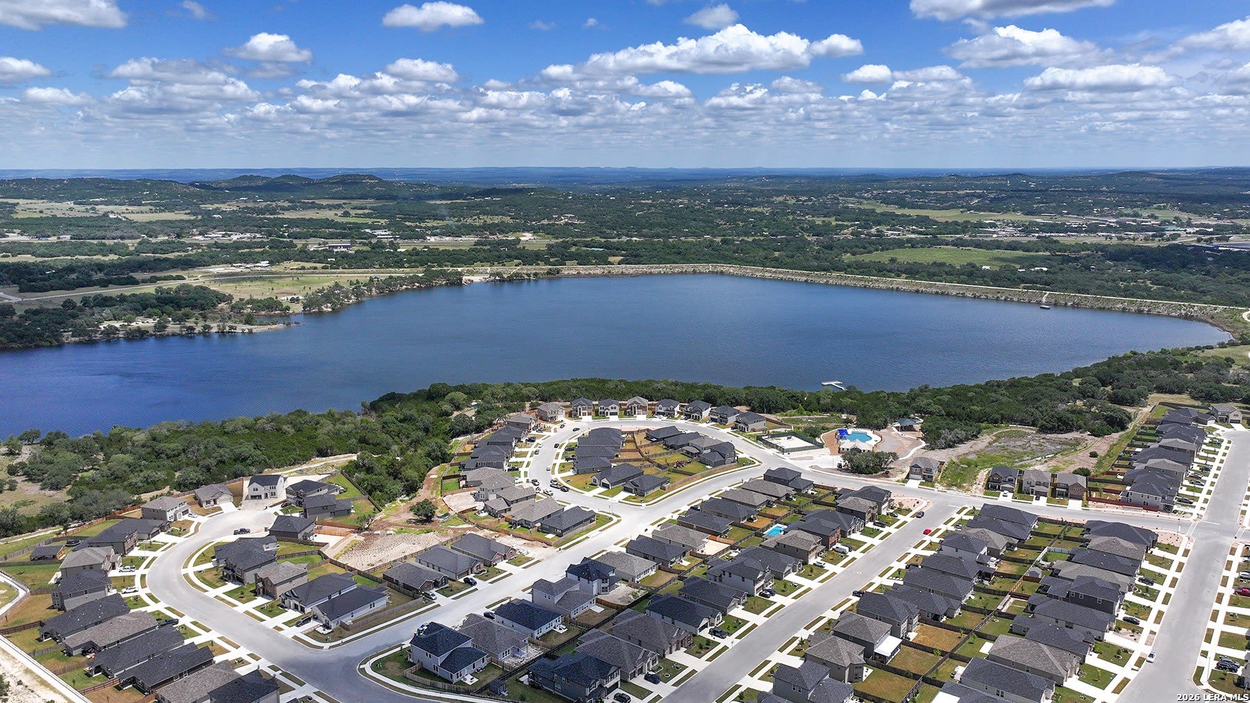 137 W Local Wave – photo 1 of 23