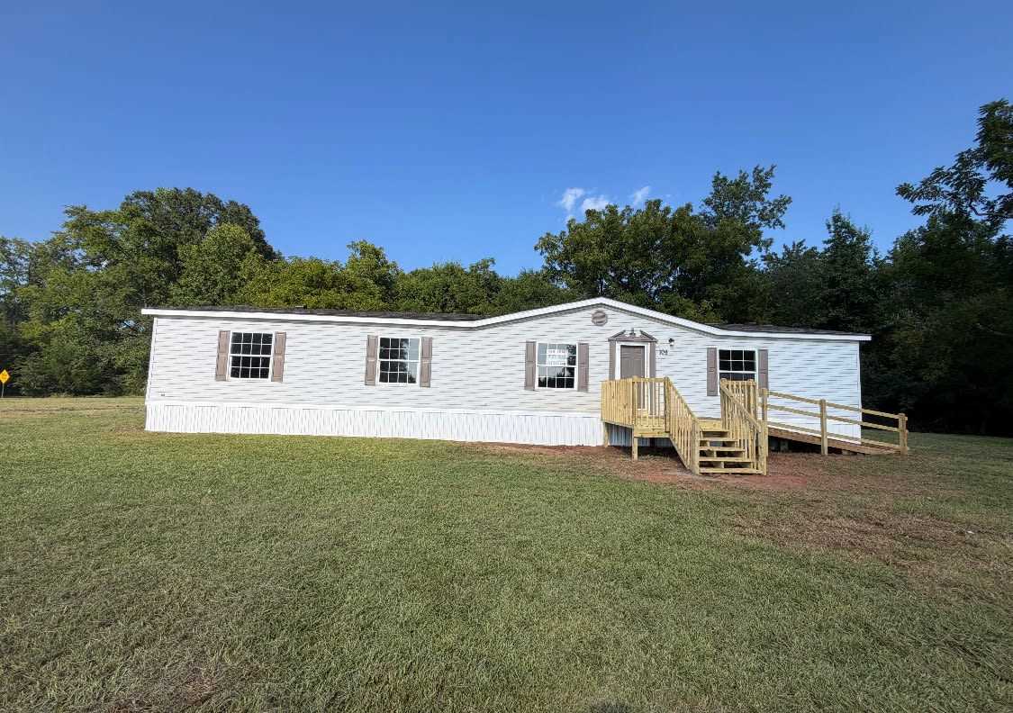109 Corn Rd – photo 1 of 258