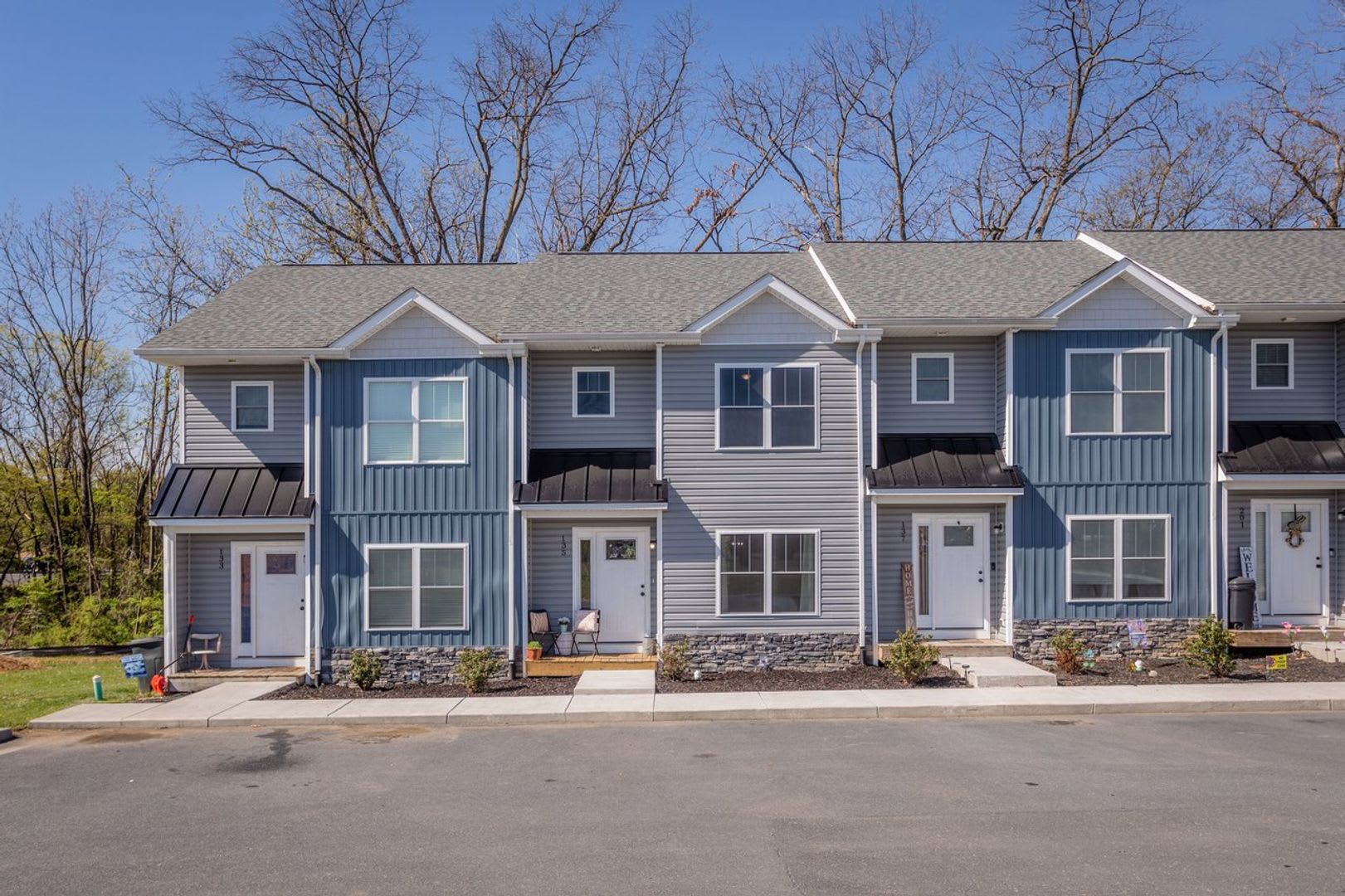 Move-In Ready: Upgraded 3-Bedroom Townhome at Swallow Ridge! This is a must see! – photo 1 of 41
