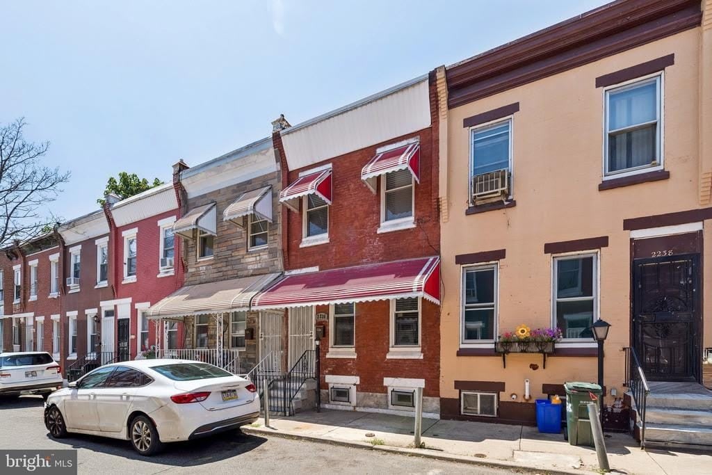 2236 N BOUVIER STREET – photo 1