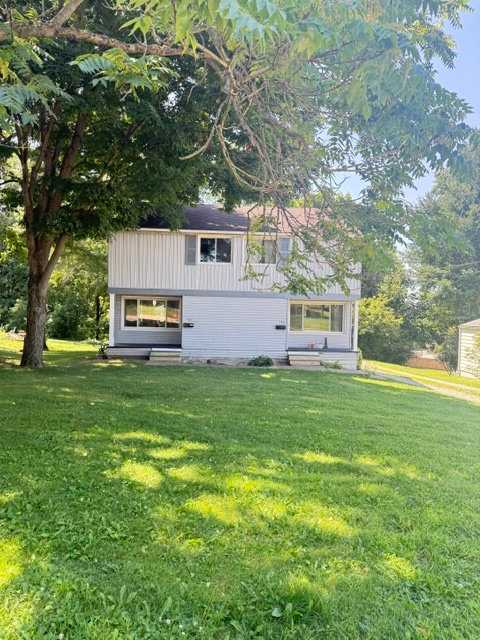 782 Parkview Drive – photo 1 of 24