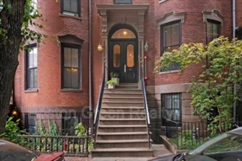 55 East Springfield Street – photo 1