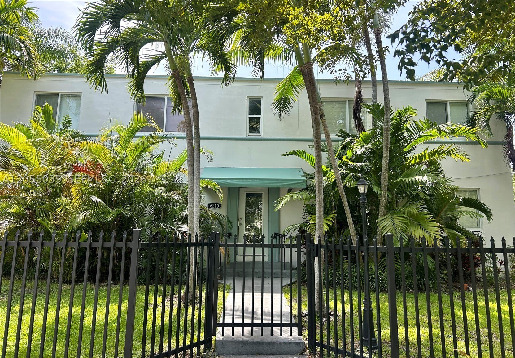6210 NE 5th Ave – photo 1