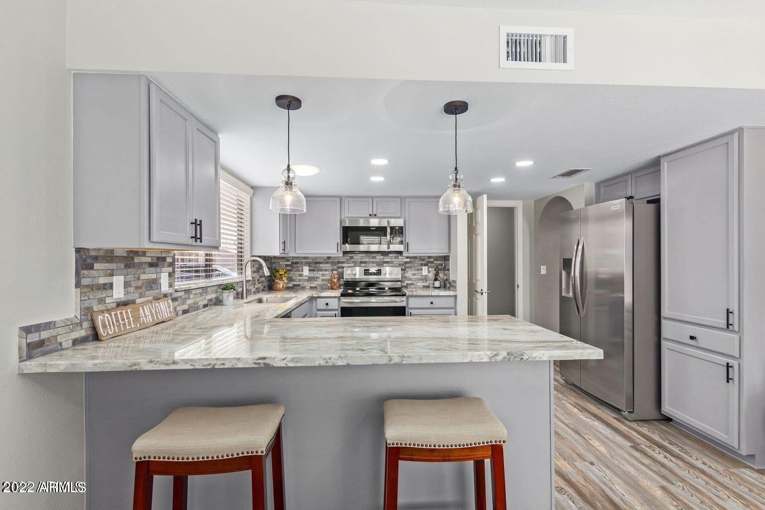 1149 S FIREFLY Avenue – photo 1