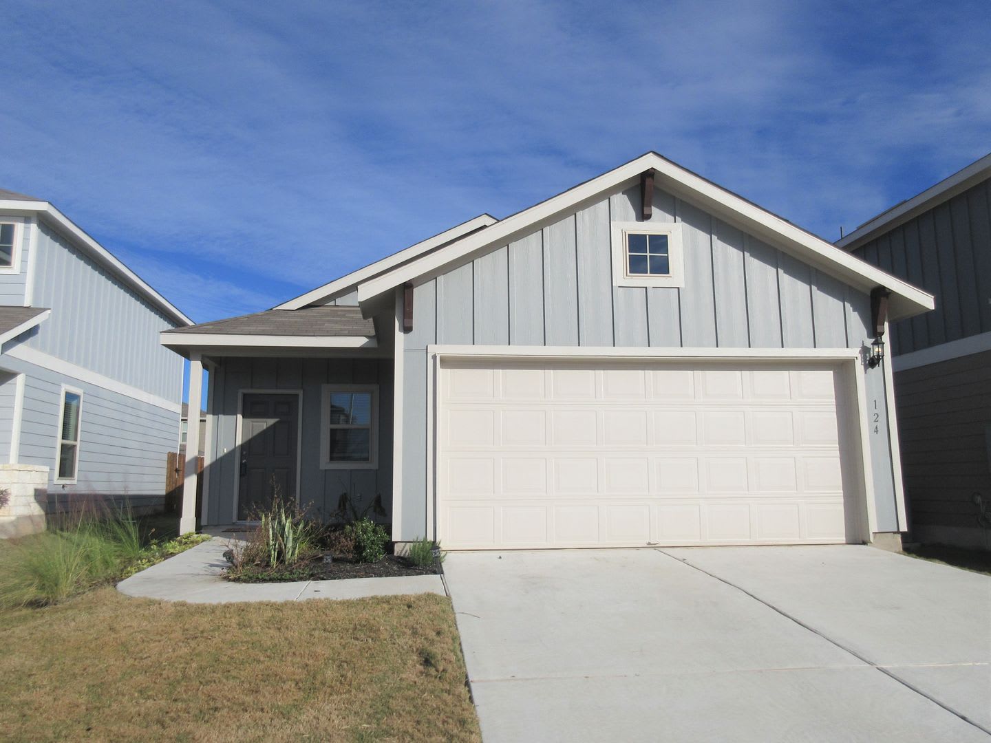 3-bedroom/2-bath + Office in Summerlyn Community – photo 1