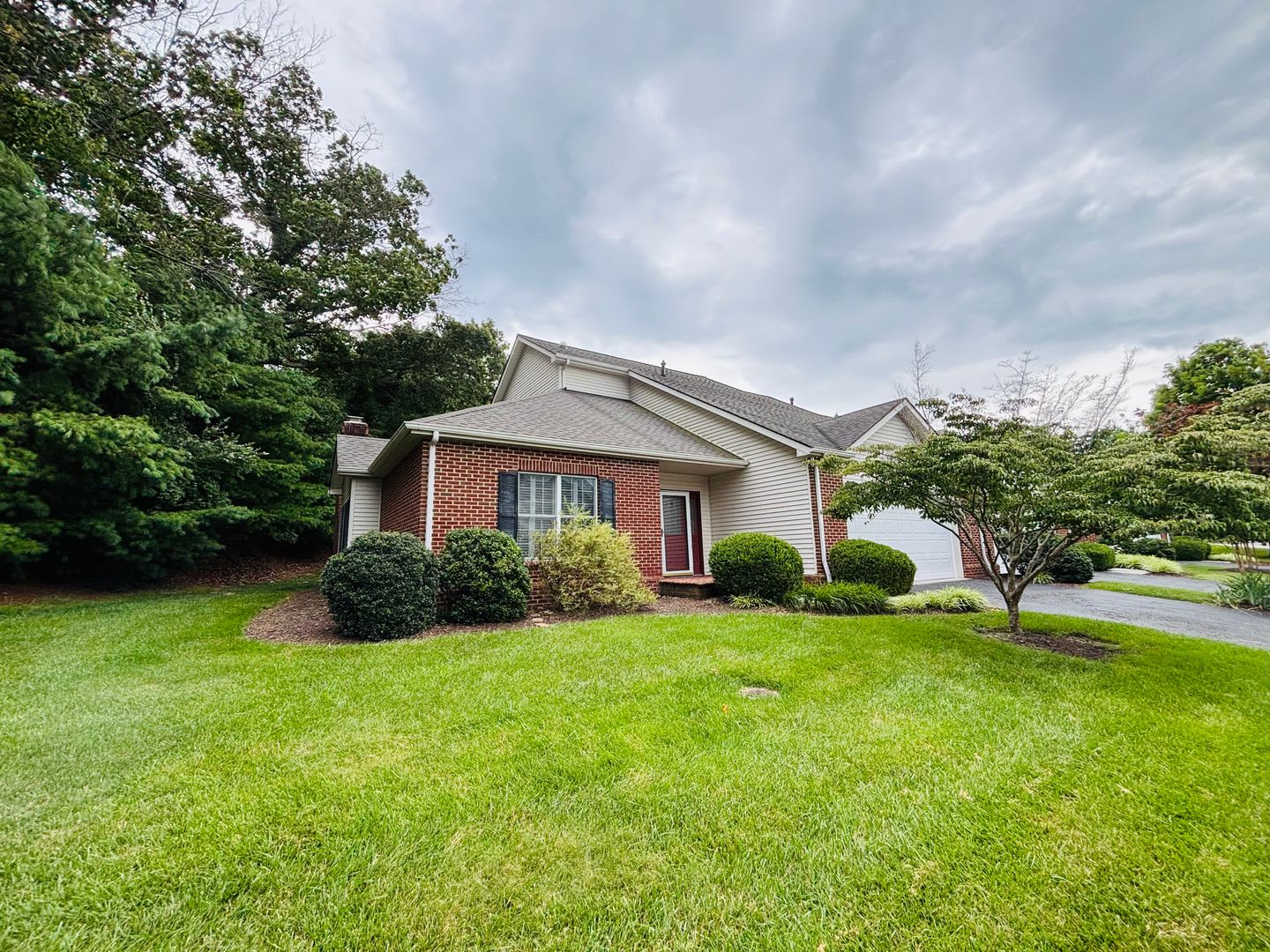* RE-RENTAL AVAILABLE 7/15/26 * 3 Bedroom 2.5 Half Bath Townhouse with 2 Car Garage – photo 1