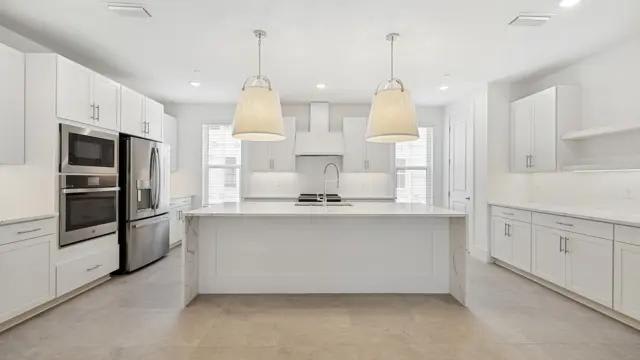 2183 East South Street – photo 1