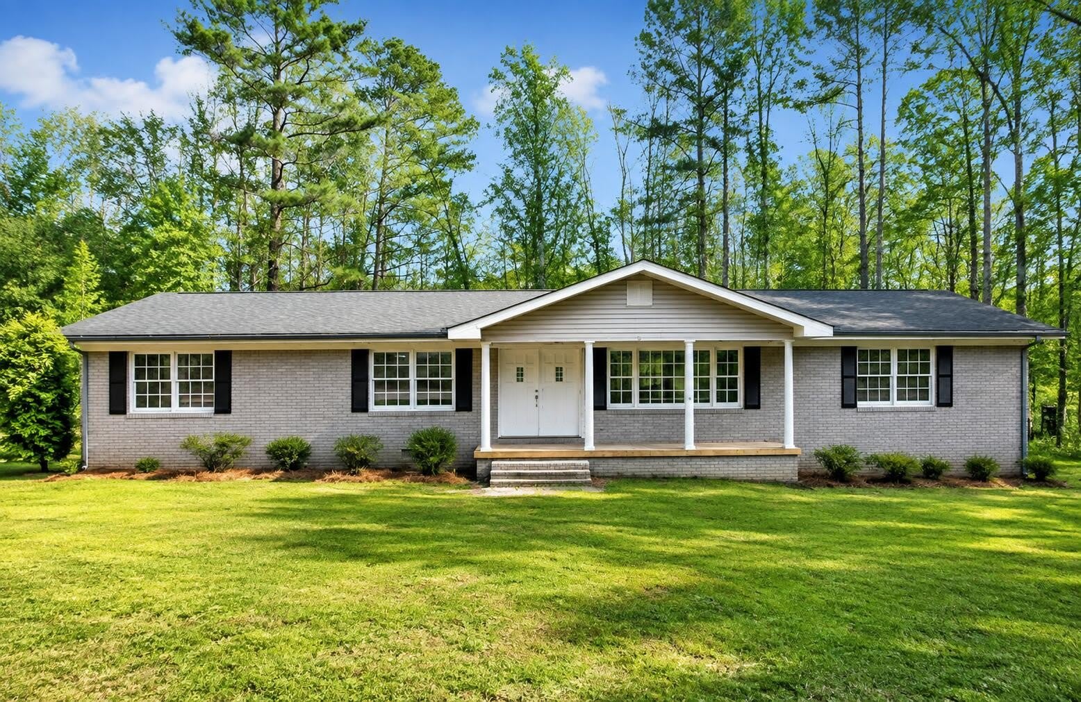 129 Hillwood Drive – photo 1 of 141