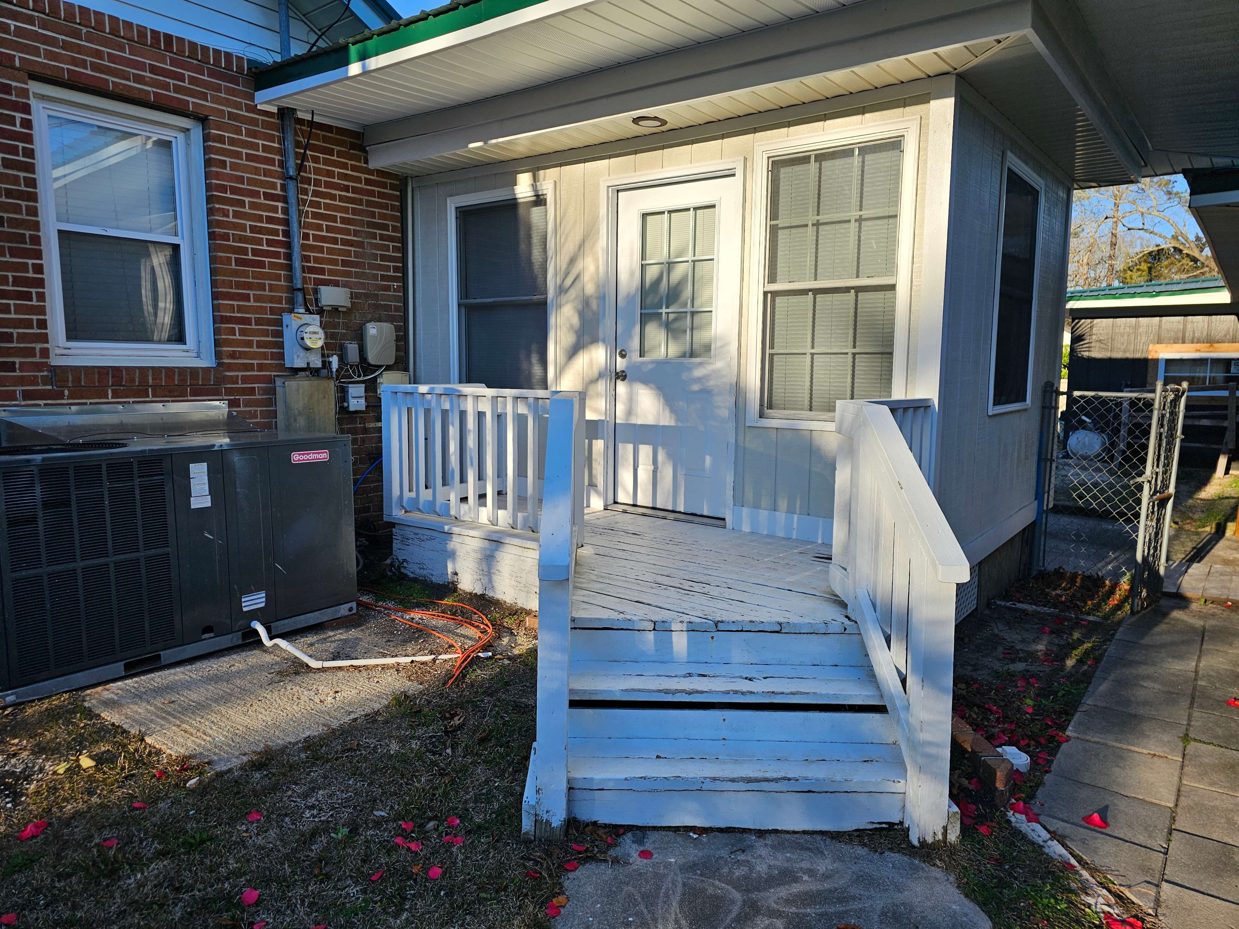 302 Alder Street – photo 1