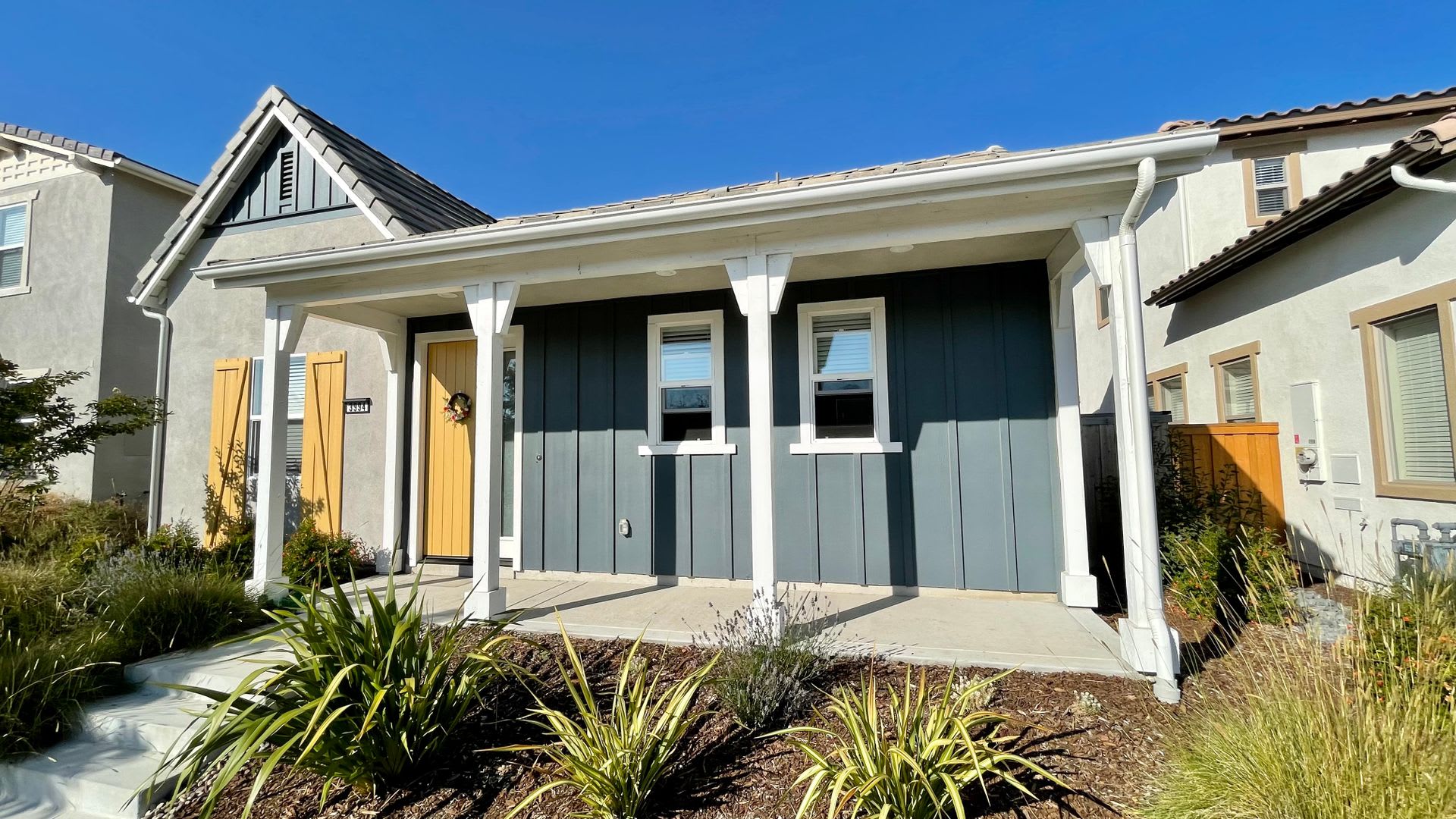 Single-Level 3-Bedroom House in Righetti Ranch with Air Conditioning – photo 1