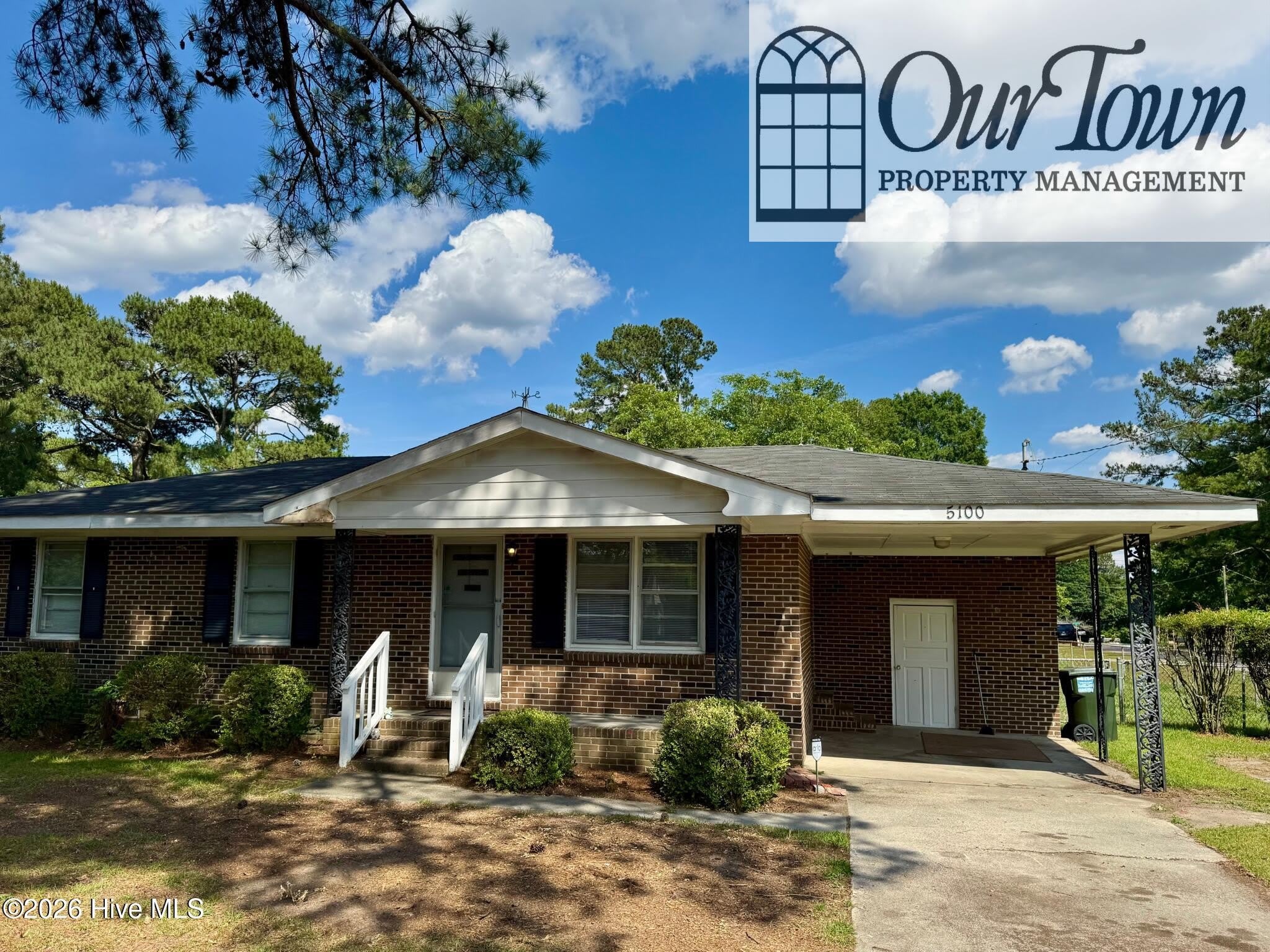 5100 White Oak Loop – photo 1 of 219