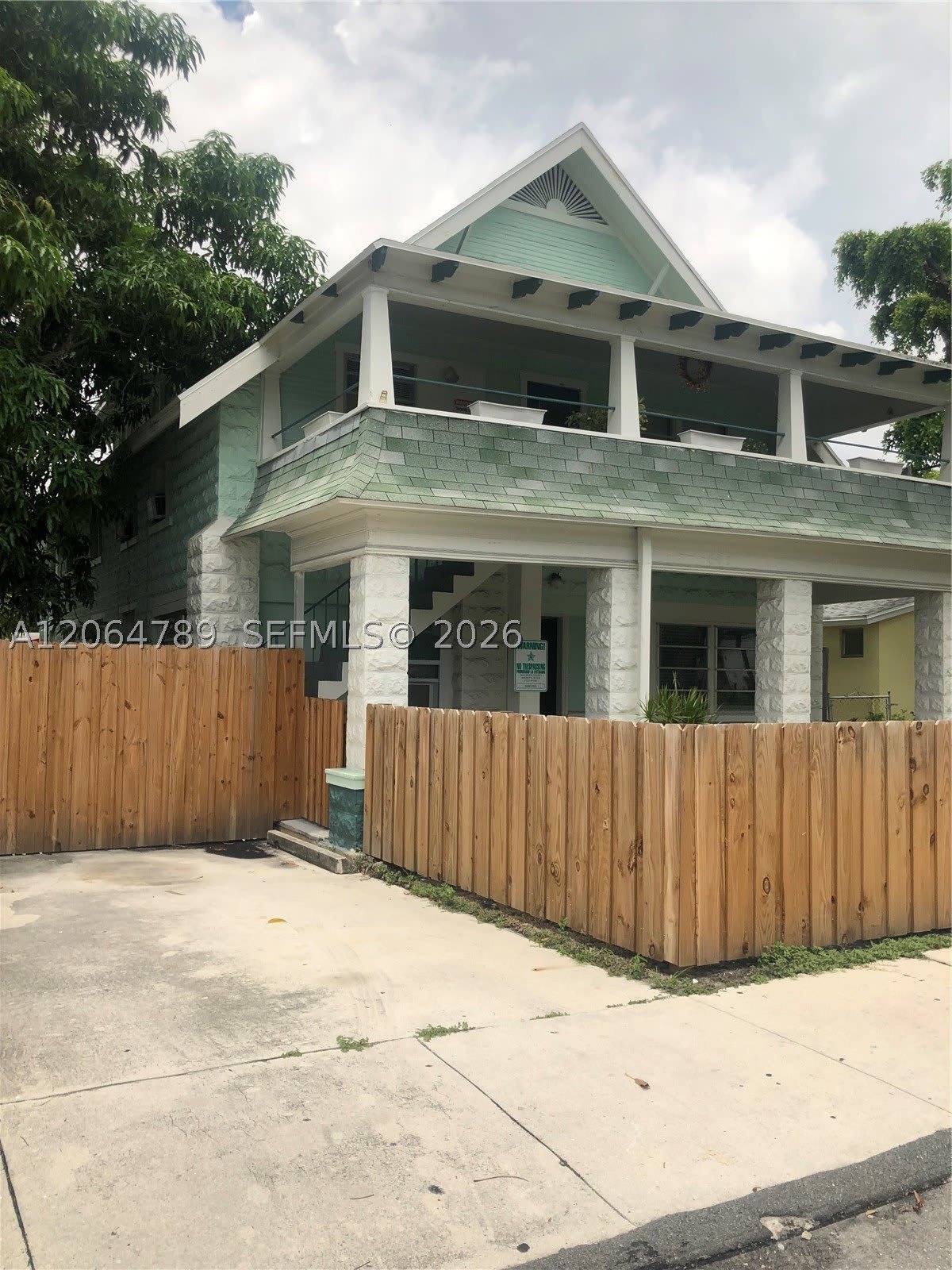 605 S J St – photo 1