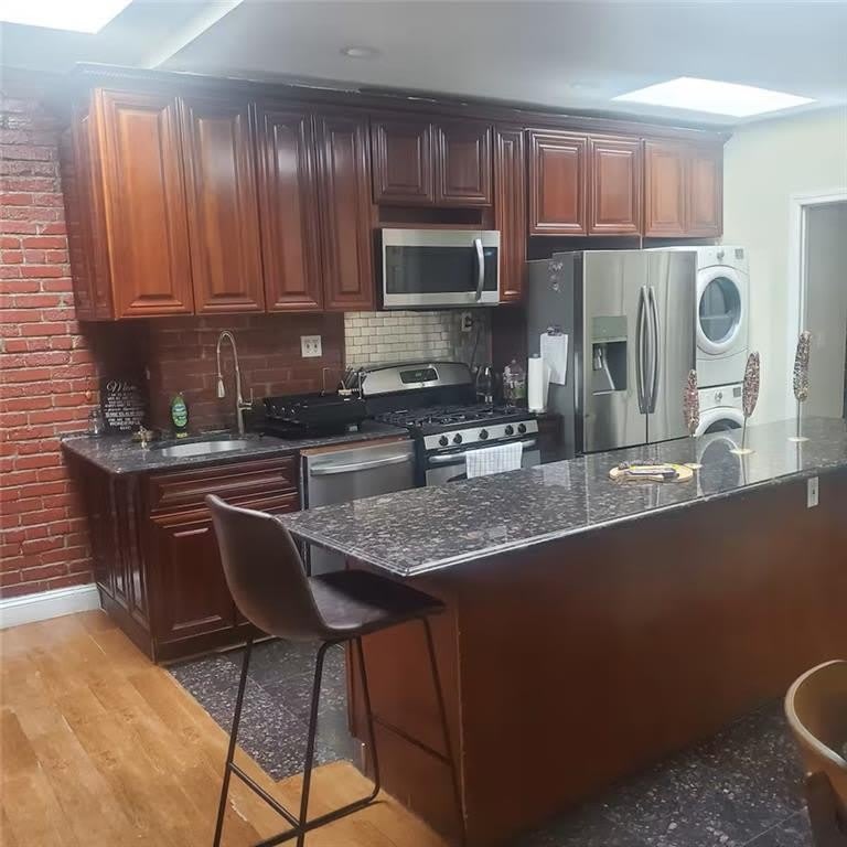 332 94Th Street – photo 1