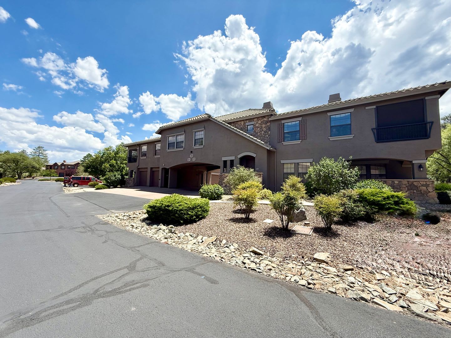 Luxury Fully Furnished Golf Course Condo in Gated Hassayampa! – photo 1