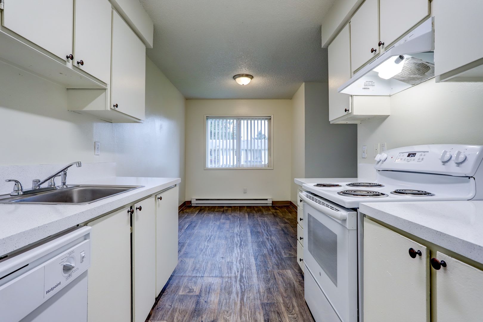Awesome Location Near Salish Ponds City Park – photo 1 of 286
