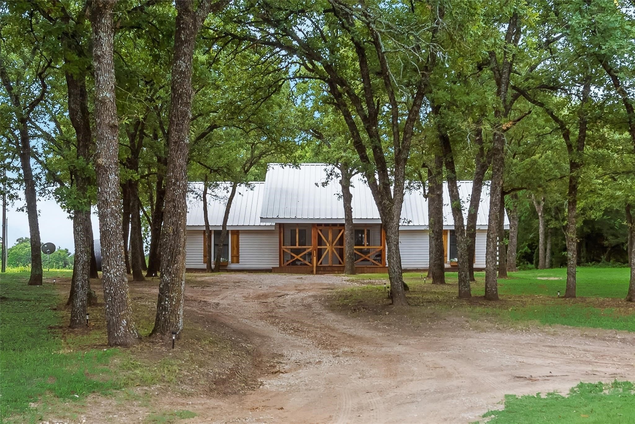 1402 Posey Brewer Road – photo 1 of 21