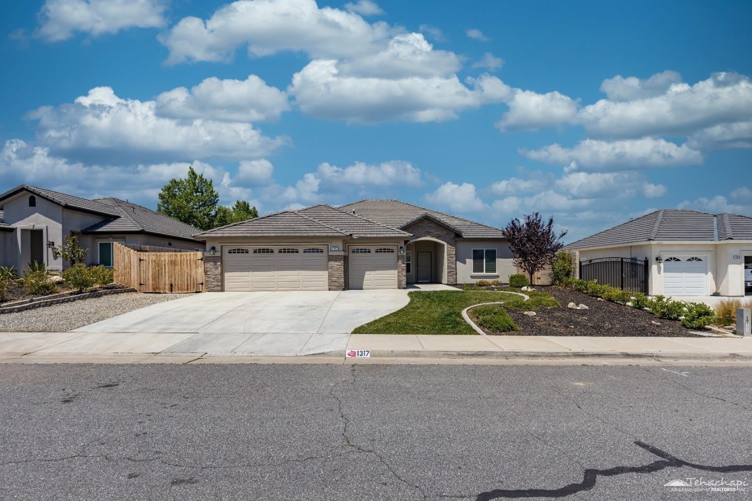 1317 Fair Oak Drive – photo 1