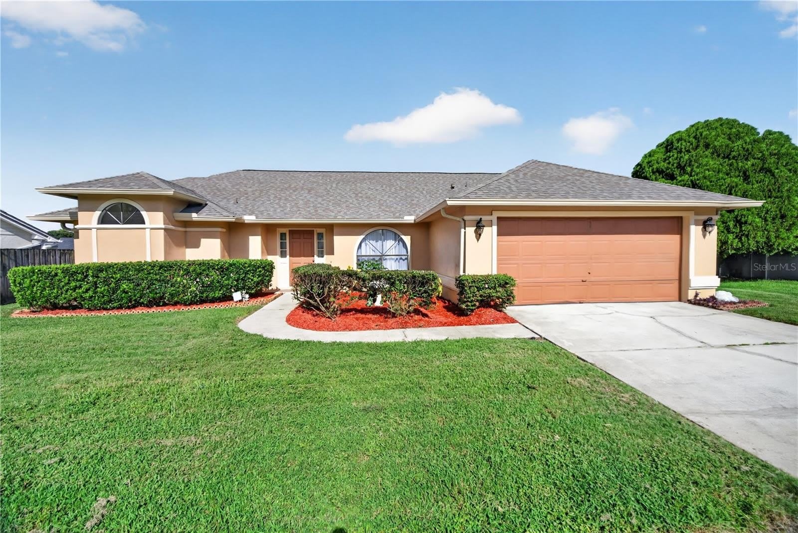 4059 WATERVIEW Loop – photo 1 of 47