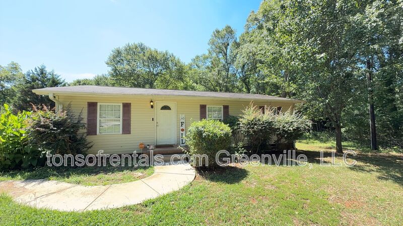 1501 Howard Drive – photo 1 of 8