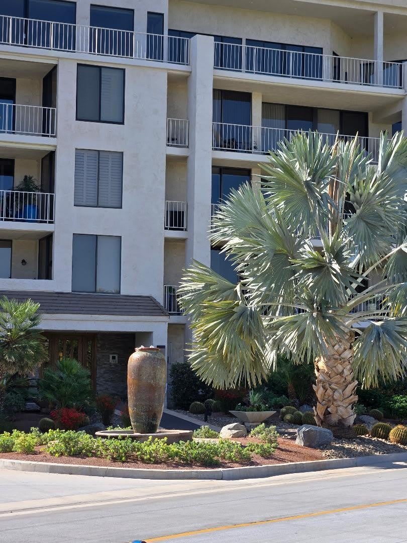 910 Island – photo 1