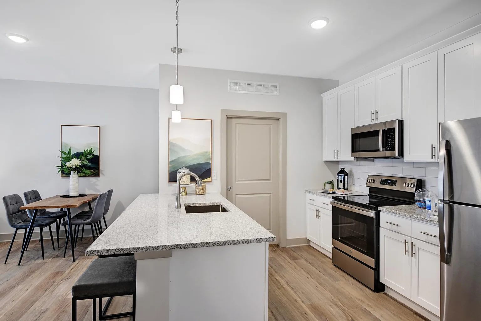 Edgewater East – photo 1 of 14