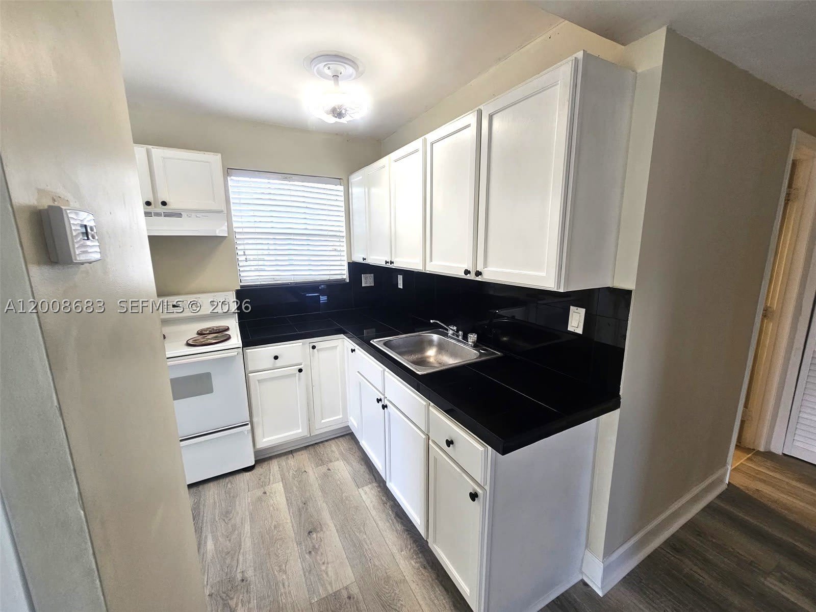 10790 SW 46th St – photo 1 of 19