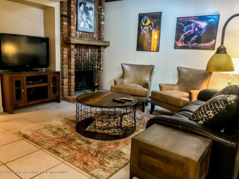 630 E Cooper Avenue – photo 1 of 12