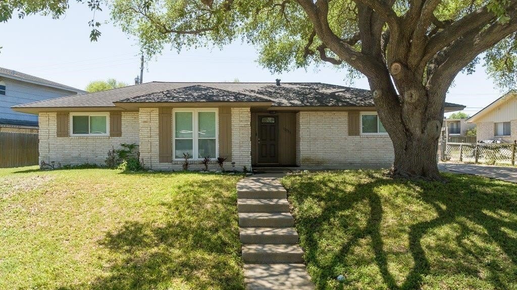 10733 Timbergrove – photo 1