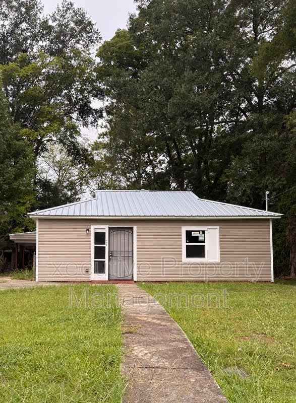 109 Houston Drive – photo 1