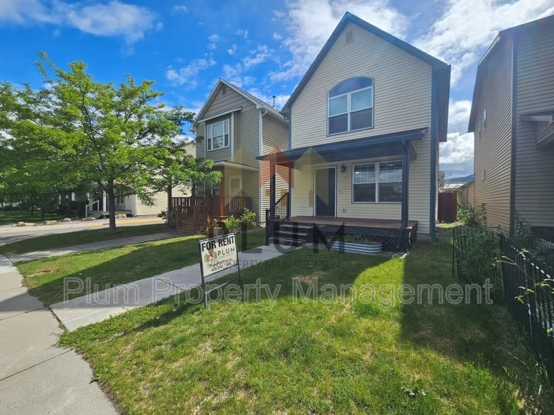 Lease Pending – photo 1 of 29