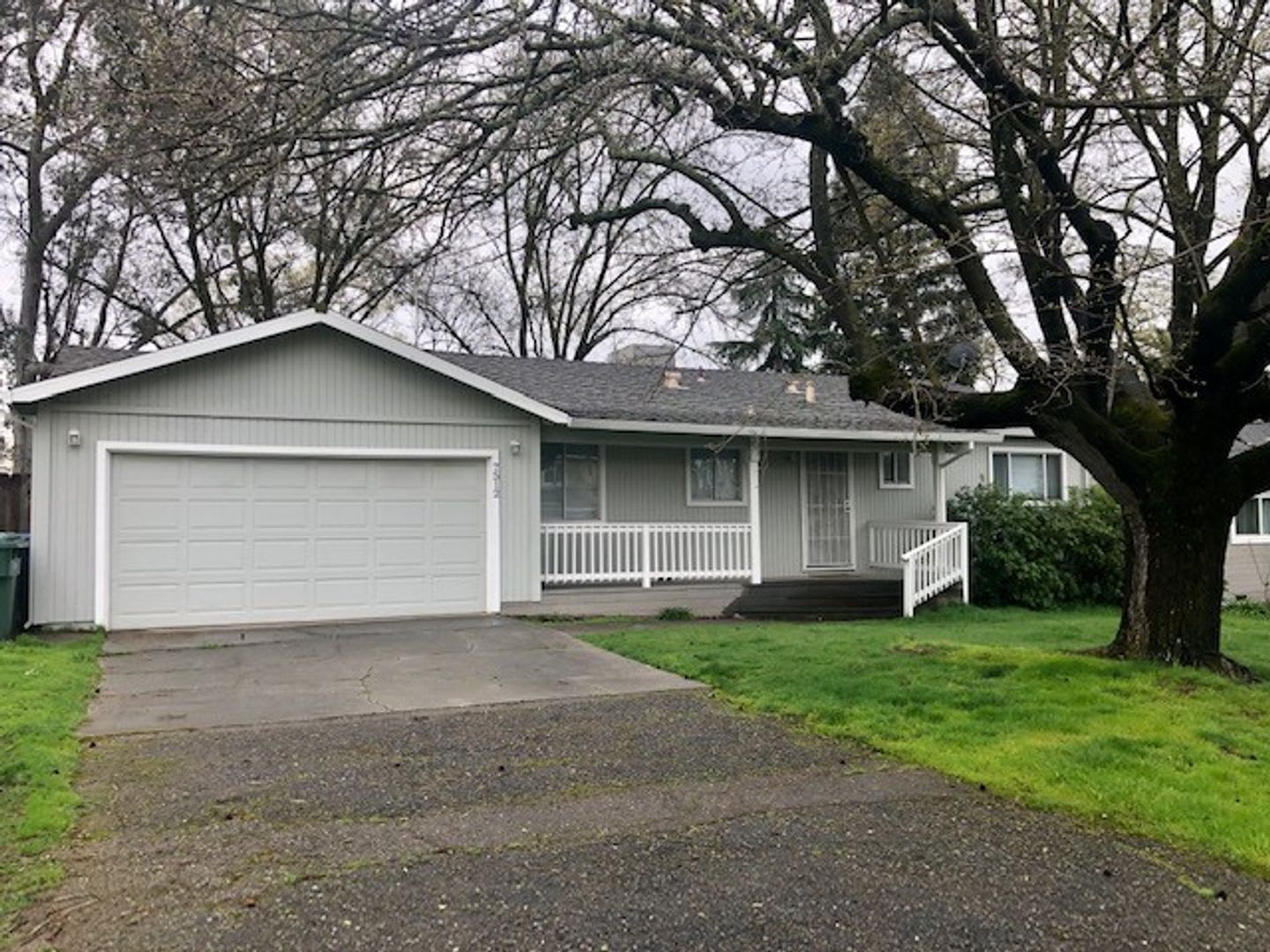 Beautiful Orangevale Home, Available Now! – photo 1 of 24