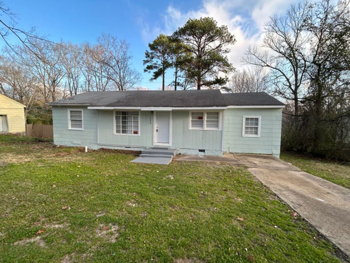 Quaint 4 bed 2 bath home – photo 1