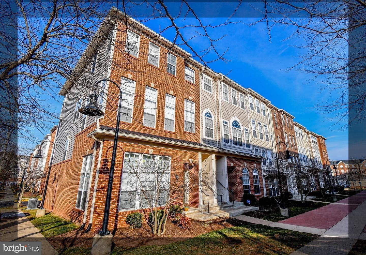 15260 ROSEMONT MANOR Drive – photo 1