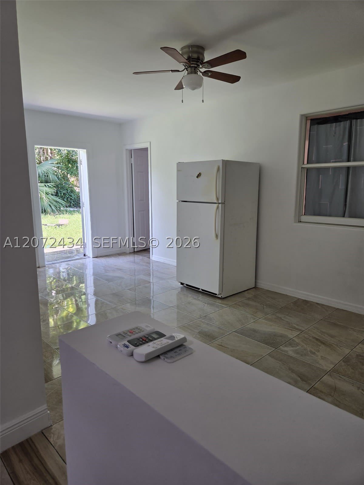 4381 Purdy Ln – photo 1 of 17