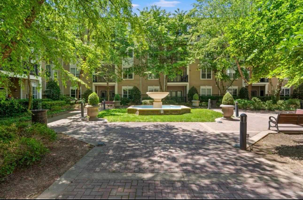 501 Hungerford Drive – photo 1