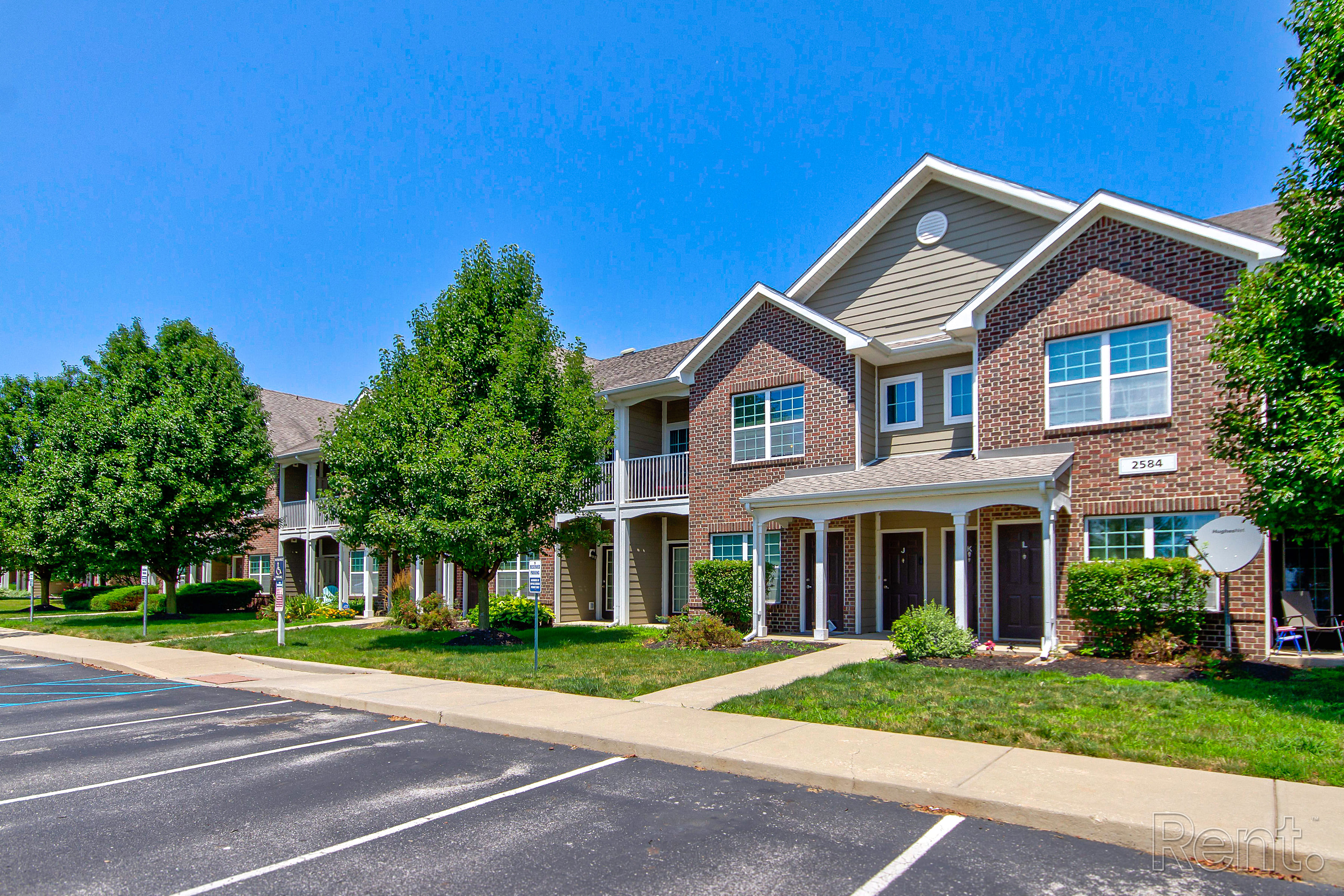 Trotters Pointe – photo 1 of 33