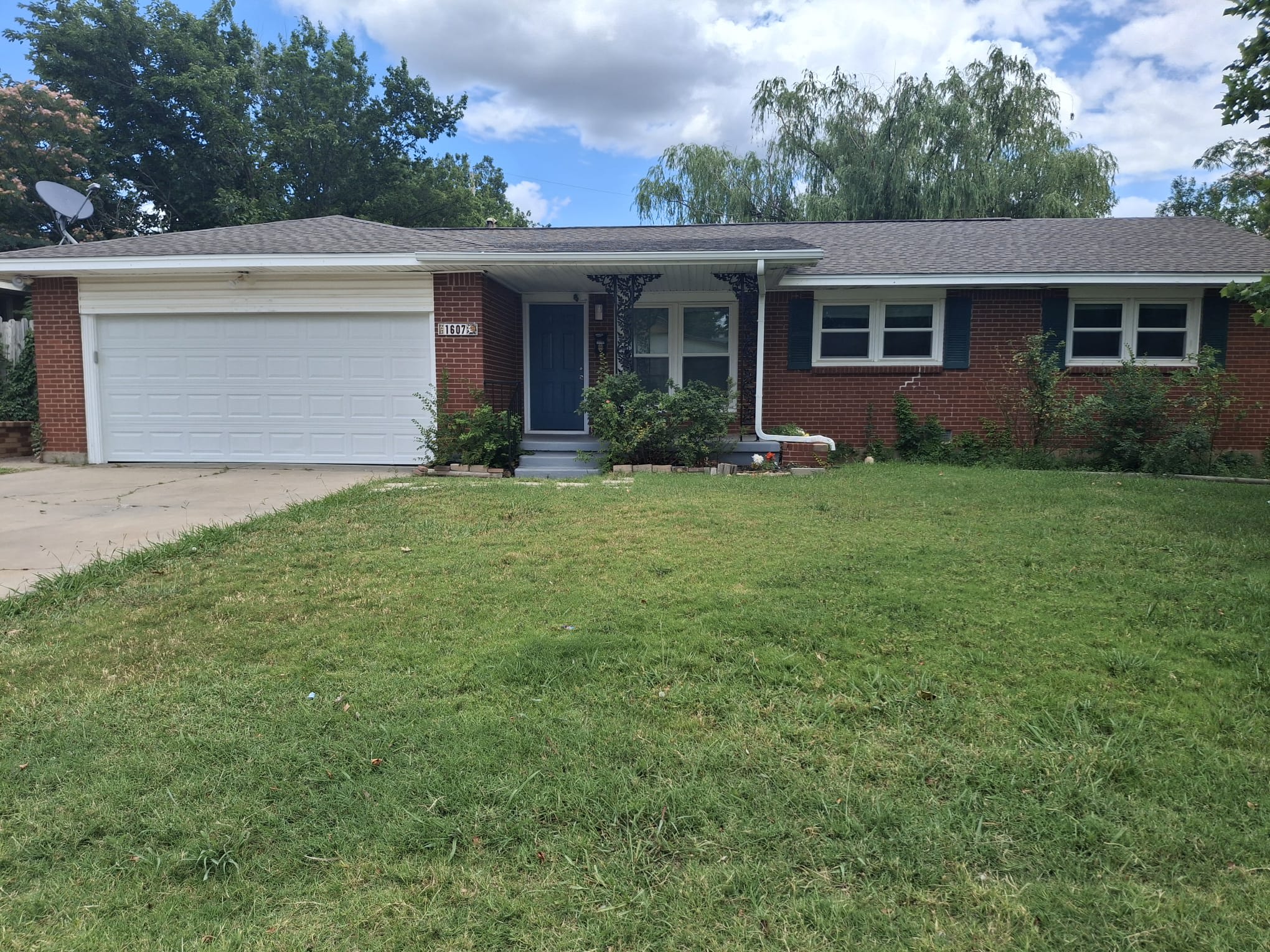 1607 Northwest 27th Street – photo 1