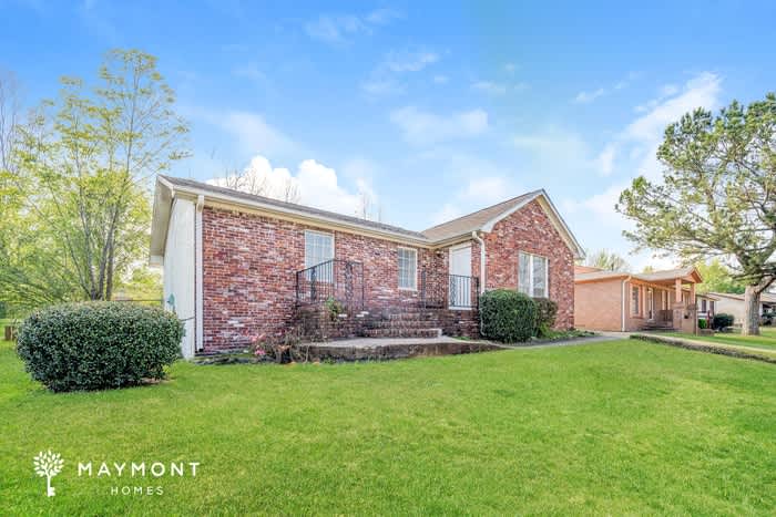 225 Bayberry Road – photo 1